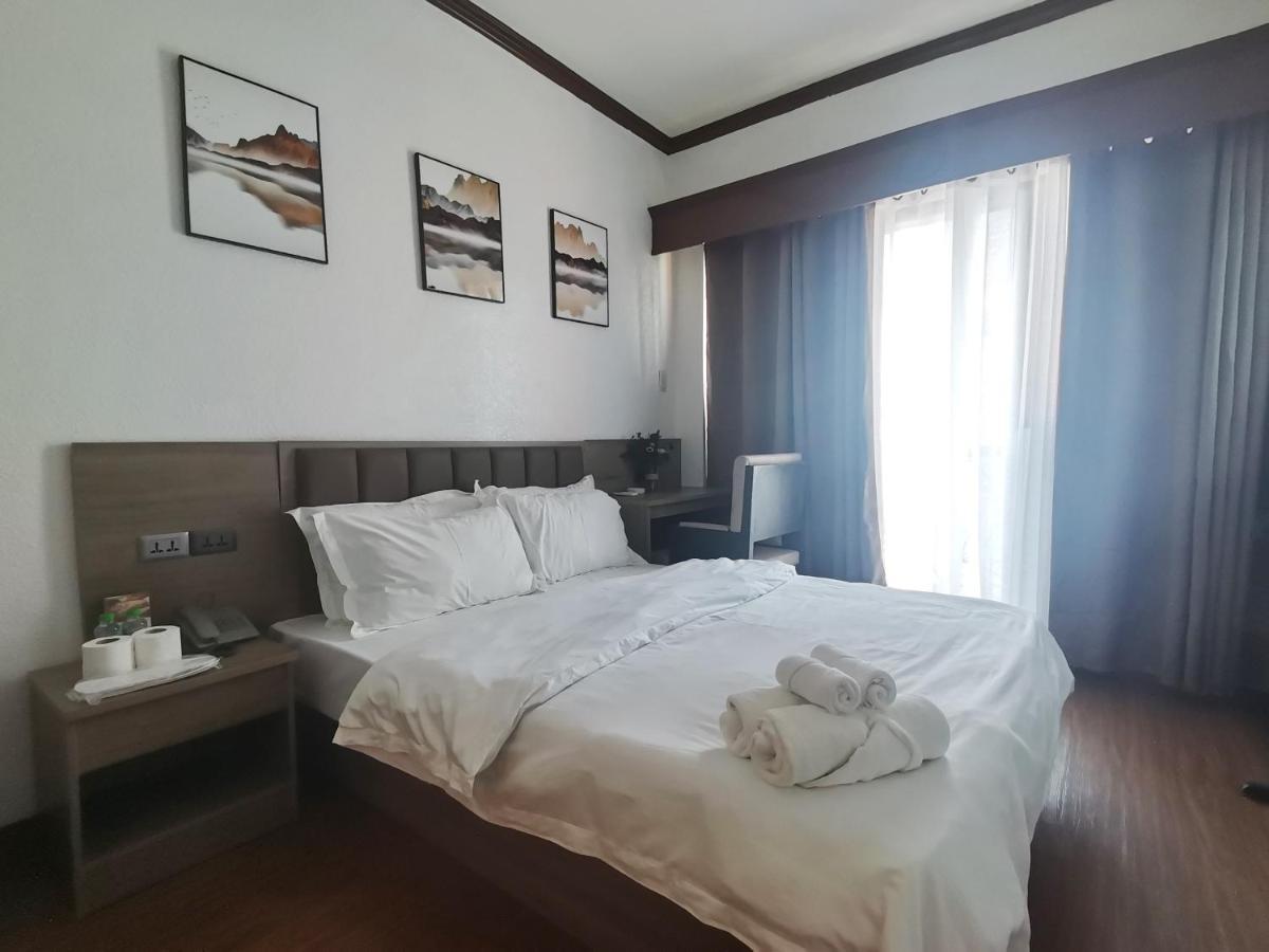 Aparthotel Passion Makati Makati City Zewnętrze zdjęcie