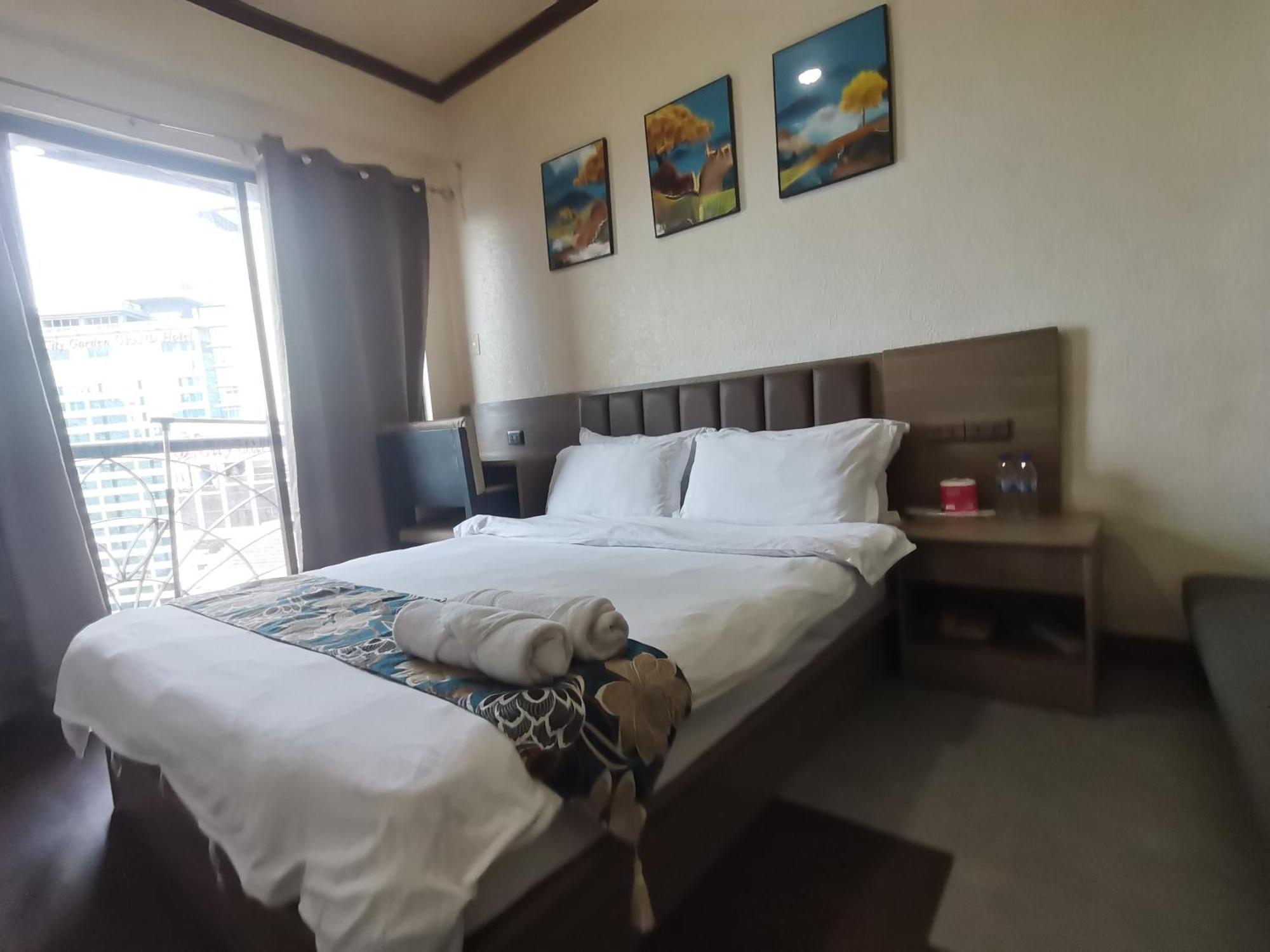 Aparthotel Passion Makati Makati City Zewnętrze zdjęcie